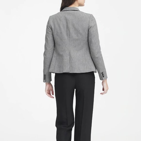 Banana Republic Long and Lean Blazer *NWT* Size 0 - Picture 2 of 8